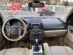 لاند روفر LR2